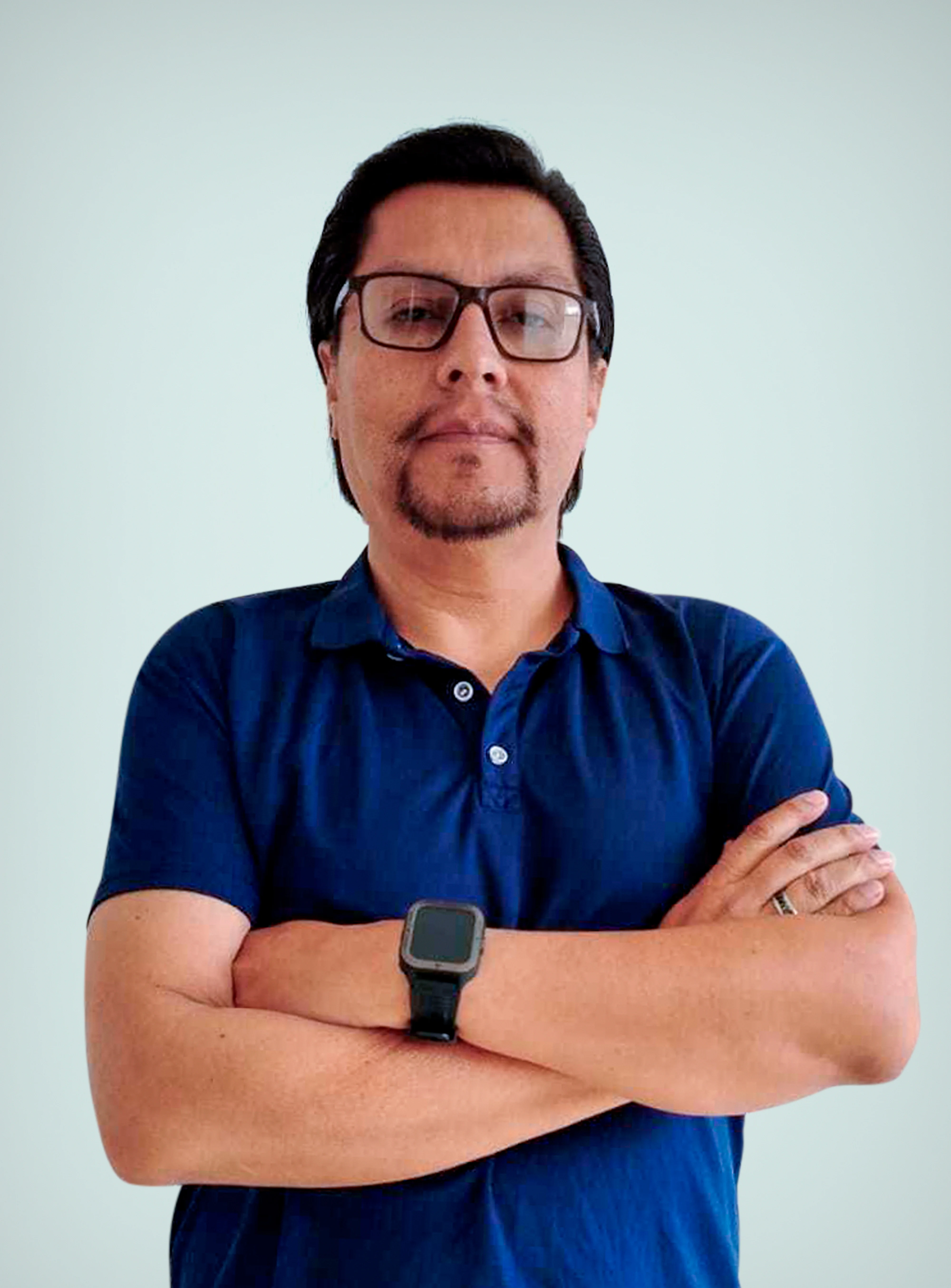 Luis Escobar, Ejecutivo Comercial